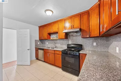 1828 Rosedale Ave, Oakland, CA 94601 - Photo 20
