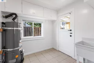 2215 E 29th St, Oakland, CA 94606 - Photo 26