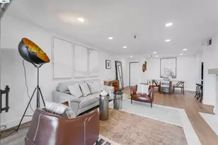 2111 Latham St, Mountain View, CA 94040 - Photo 2