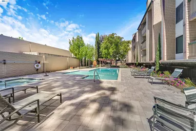 2111 Latham St #307, Mountain View, CA 94040 - Photo 82