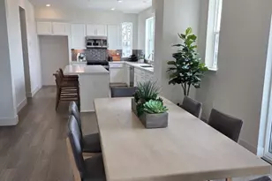 2007 Stanford St, Alameda, CA 94501 - Photo 2