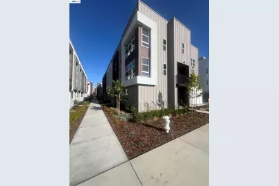 2007 Stanford Street, Alameda, CA 94501 - Photo 1