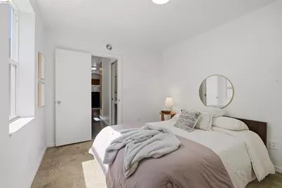 963 37th St, Oakland, CA 94608 - Photo 38