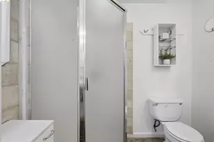 963 37th St, Oakland, CA 94608 - Photo 48