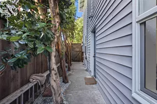 963 37th St, Oakland, CA 94608 - Photo 54