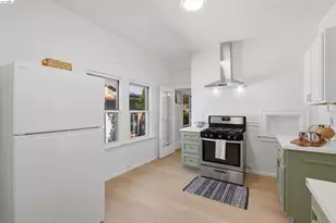 963 37th St, Oakland, CA 94608 - Photo 14