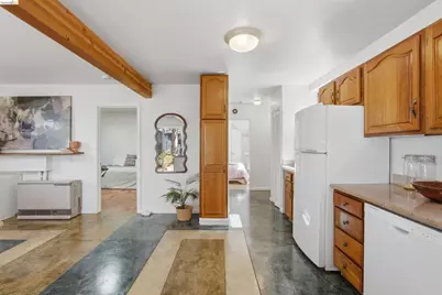963 37th St, Oakland, CA 94608 - Photo 32