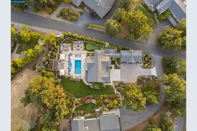 300 Marks Rd, Alamo, CA 94507 - Photo 12