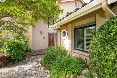 5922 Charter Oaks Dr, Castro Valley, CA 94552 - Photo 80