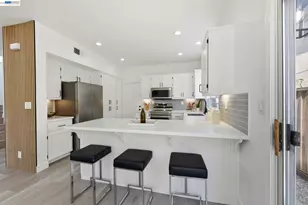 2245 Pipit Ct, San Leandro, CA 94579 - Photo 12