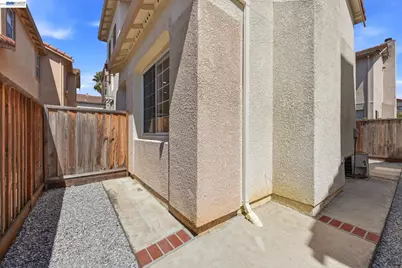 2245 Pipit Ct, San Leandro, CA 94579 - Photo 42