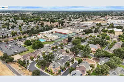 4450 Oakfield Dr, Stockton, CA 95210 - Photo 26