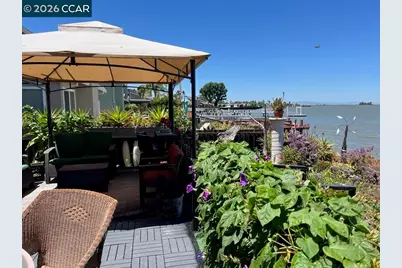46 Edgewater Pl, Pittsburg, CA 94565 - Photo 2