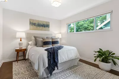 5641 Miles Ave, Oakland, CA 94618 - Photo 22