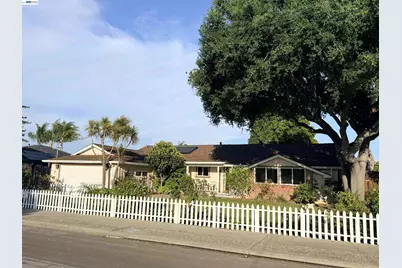 4414 Grover Dr, Fremont, CA 94536 - Photo 2