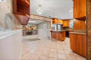 2966 Ridgemont Dr, San Jose, CA 95127 - Photo 32