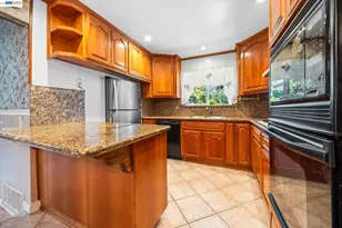 2966 Ridgemont Dr, San Jose, CA 95127 - Photo 38