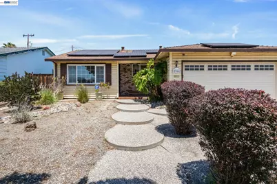 2966 Ridgemont Dr, San Jose, CA 95127 - Photo 2