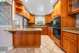 2966 Ridgemont Dr, San Jose, CA 95127 - Photo 36