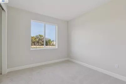 117 Creek View Cir, Fairfield, CA 94533 - Photo 18