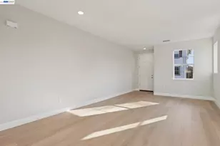 117 Crk Vw Cir, Fairfield, CA 94533 - Photo 4