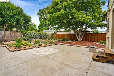4050 Somerset Ave, Castro Valley, CA 94546 - Photo 14