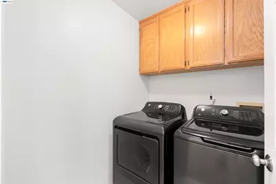 8521 Tullia Pl, Antelope, CA 95843 - Photo 32