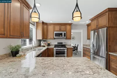 572 Shannon Dr, Vacaville, CA 95688 - Photo 20