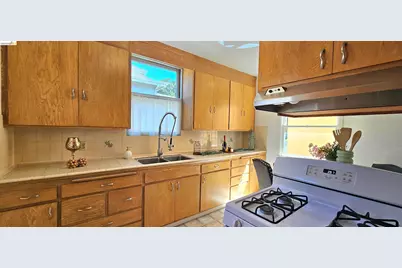 1901 Parker St #3, Berkeley, CA 94704 - Photo 6
