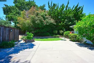 731 Hamilton Dr, Pleasant Hill, CA 94523 - Photo 36