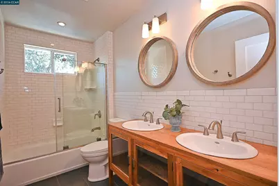 731 Hamilton Dr, Pleasant Hill, CA 94523 - Photo 26