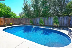 731 Hamilton Dr, Pleasant Hill, CA 94523 - Photo 28