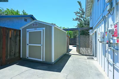 731 Hamilton Dr, Pleasant Hill, CA 94523 - Photo 38