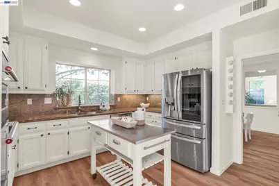 690 Glasgow Cir, Danville, CA 94526 - Photo 12