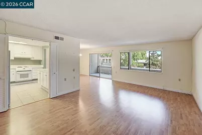 1400 Canyonwood Ct #6, Walnut Creek, CA 94595 - Photo 2