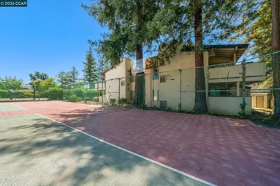 5460 Concord Blvd #B8, Concord, CA 94521 - Photo 22