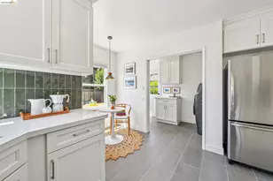 264 Marlow Dr, Oakland, CA 94605 - Photo 26