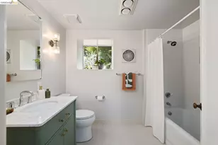 371 Rugby Ave, Berkeley, CA 94708 - Photo 24
