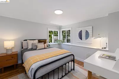 371 Rugby Ave, Berkeley, CA 94708 - Photo 22