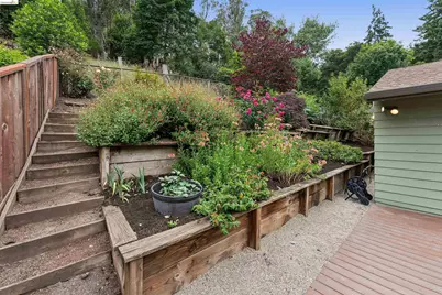 6611 Pinehaven Rd, Oakland, CA 94611 - Photo 64
