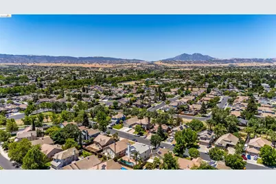 370 Gristmill Dr, Brentwood, CA 94513 - Photo 54