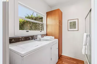 4130 Gilbert St, Oakland, CA 94611 - Photo 32