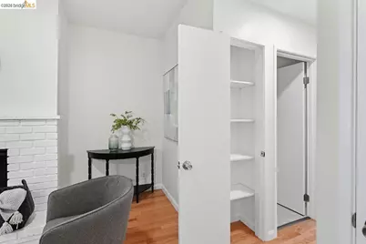 3800 Maybelle Ave #7, Oakland, CA 94619 - Photo 8