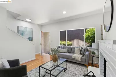 3800 Maybelle Ave #7, Oakland, CA 94619 - Photo 4