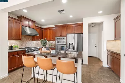 5267 Fioli Loop, San Ramon, CA 94582 - Photo 14