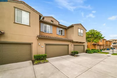 5267 Fioli Loop, San Ramon, CA 94582 - Photo 4