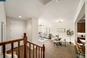 5267 Fioli Loop, San Ramon, CA 94582 - Photo 8