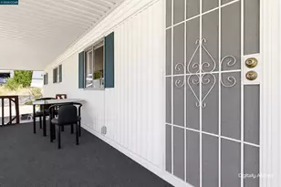 54 Koch Ln, Concord, CA 94518 - Photo 4