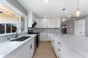 3727 Northridge Dr, Concord, CA 94518 - Photo 50
