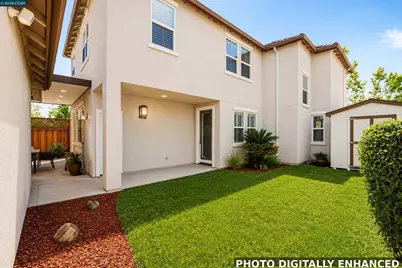 586 Dutch Elm Dr, Hercules, CA 94547 - Photo 10